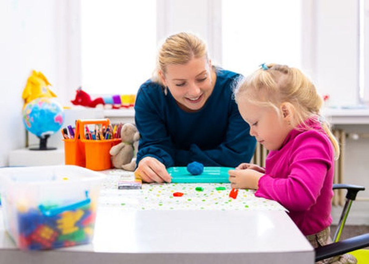 Why Play Therapy Works: How Kids Express What Words Can’t - Positive ...